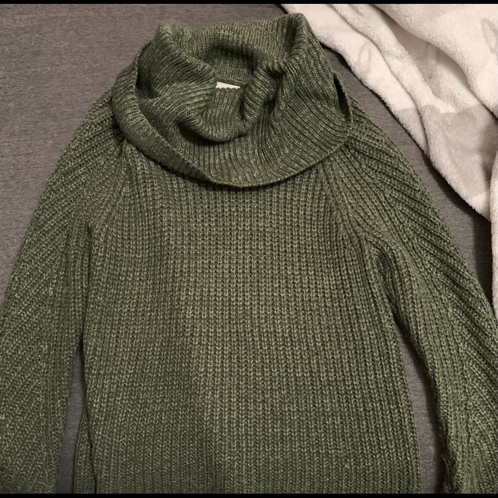 SWEATER DRESS